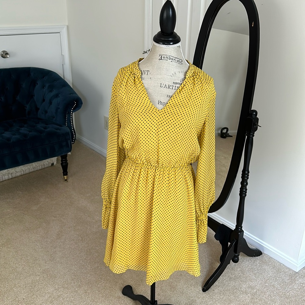 Joie yellow dress size M